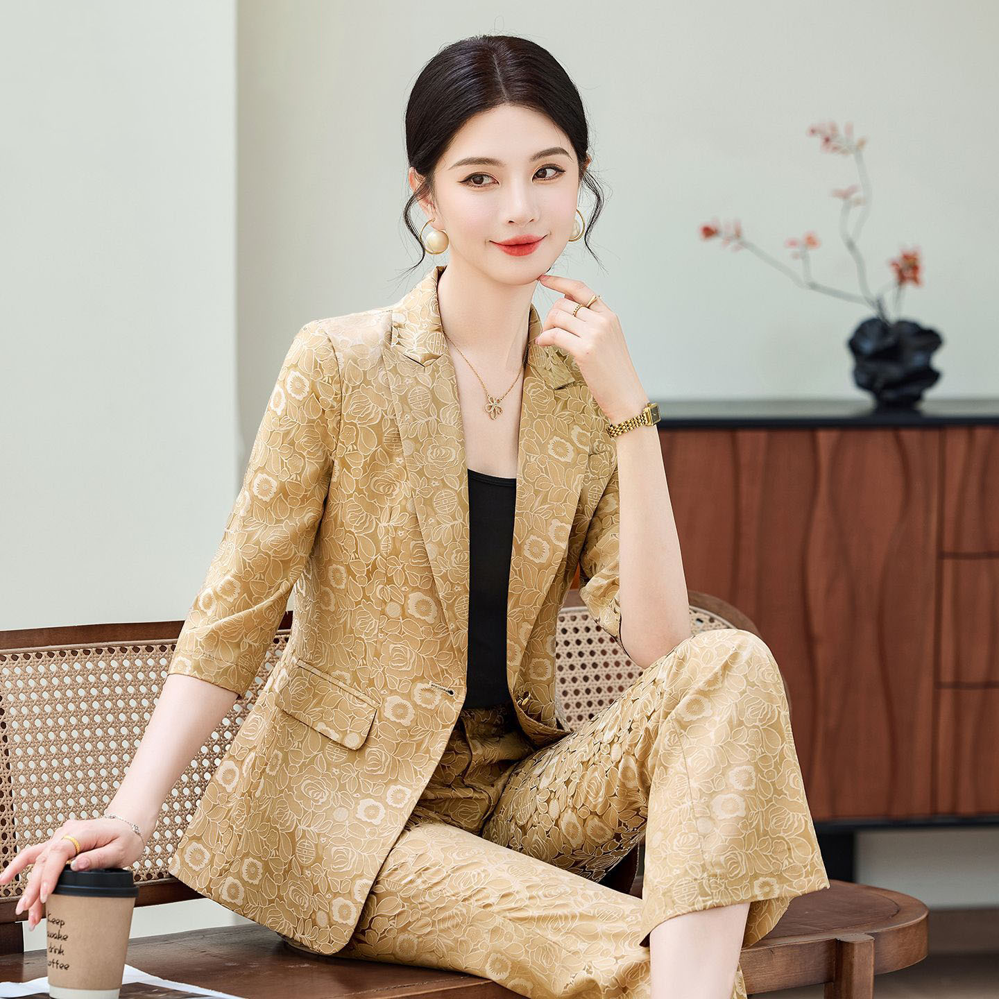 Women Formal Wear Pants - แฟชั่นชุดสูทมืออาชีพสีแอพริคอท แขนครึ่งตัว สำหรับผู้หญิง รุ่นใหม่ 2026 ฤดูร้อน