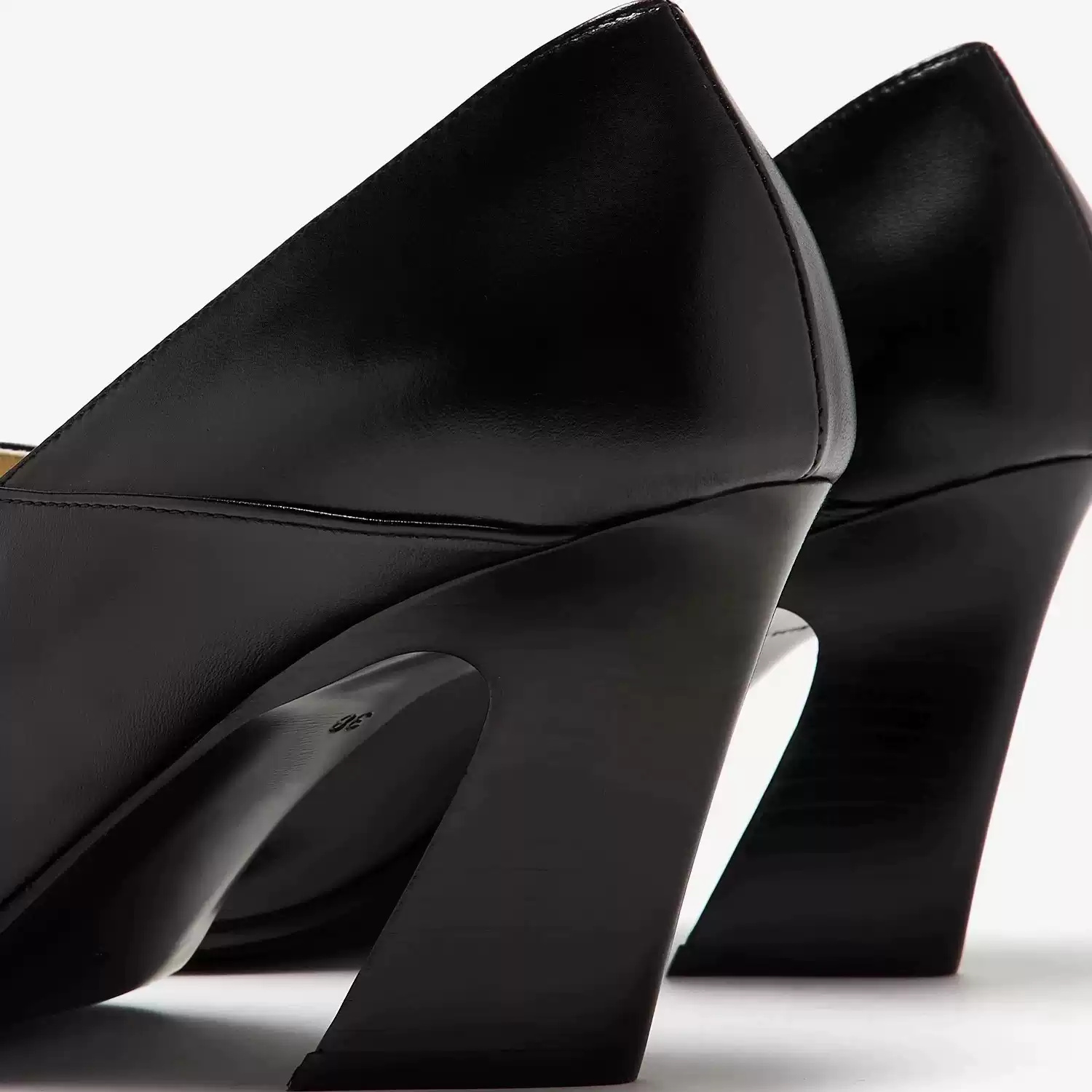 รองเท้าส้นหนาหัวเหลี่ยมหนังสีด - Formal Wear Women'S Loafers บทวิจารณ์และราคา