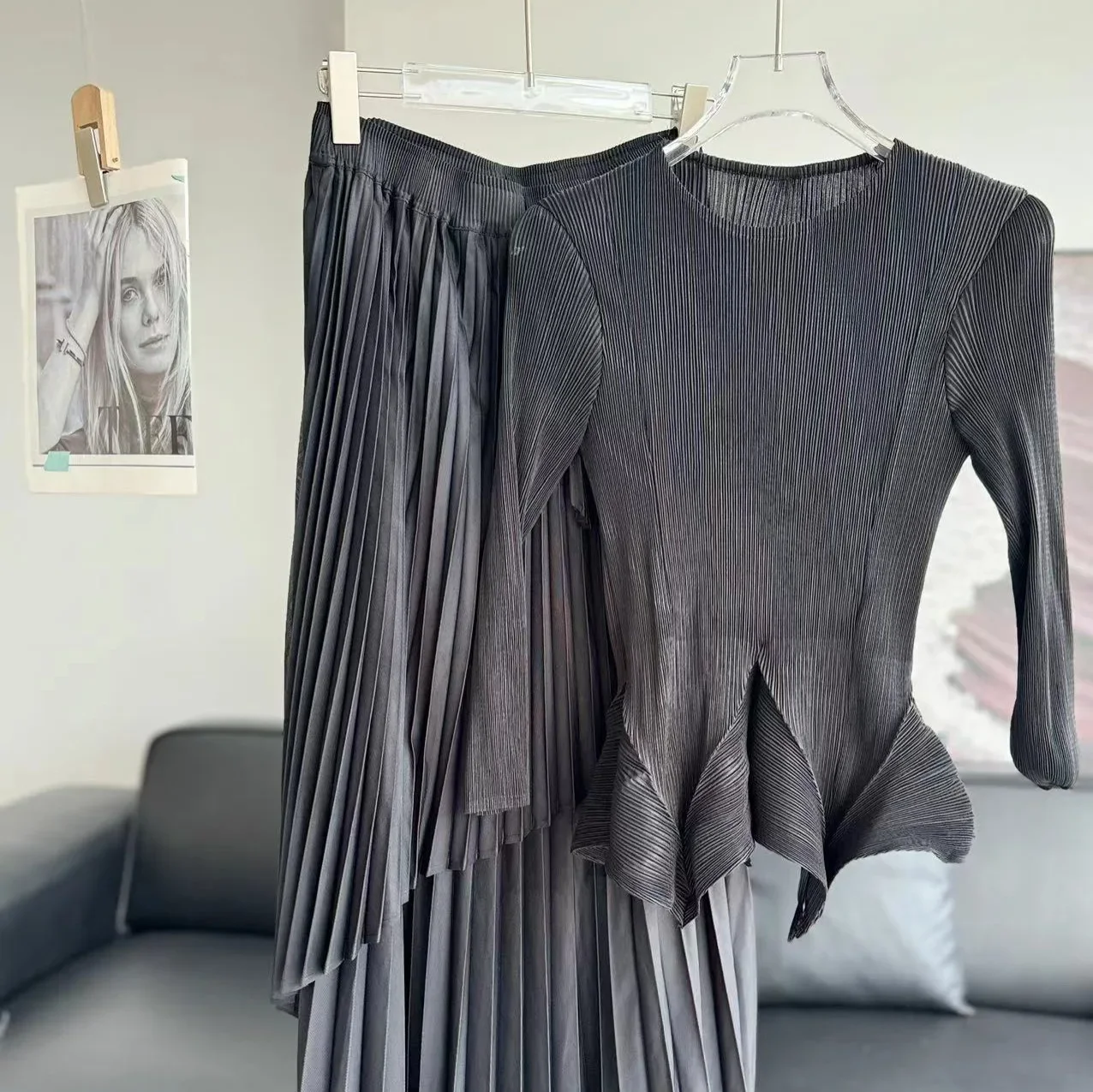 Miyake-ชุดราตรีขาวดำชุด2ชิ้นแข - Monochrome Suit Set บทวิจารณ์และราคา